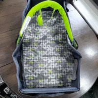 تخت نوزاد به همراه آغوشی