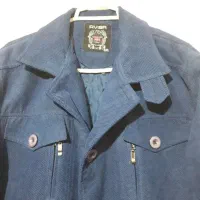 کُت|لباس|تهران, آذری|دیوار