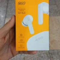 ایرپاد کیو سی وای و هایفیوچر