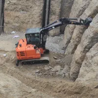 اجاره مینی بیل زنجیری