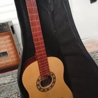 گیتار تمیز و کوک صدای گوش نواز