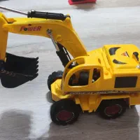 ماشین کنترلی لودر باتری خور|اسباب‌‌بازی|کرج, شهرک جهان‌نما|دیوار