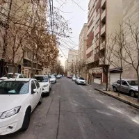 65متر-دوخواب-نوساز-پارکینگ-آسانسور-بالکن