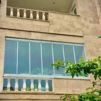 شیشه های تاشو چهار فصل وکابین دوش وپارتیشن شیشه ای