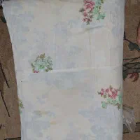 یک عدد تشک دونفره .پنبه ای .و سه عددتک نفره|رختخواب، بالش، پتو|شیراز, کوشک میدان|دیوار