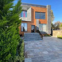 ویلامدرن شیک ۳۳۰مترمعاوضه ماشین پشت پارک جنگلی نور