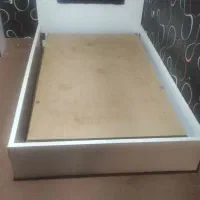 تخت یکو نیم نفره