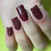 خدمات تخصصی ناخن