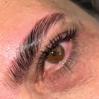 لیفت مژه و ابرو