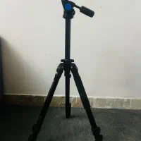 سه پایه فلزی بنرو|دوربین عکاسی و فیلمبرداری|یزد, |دیوار