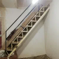 راه پله آهنی