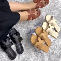 دمبایی