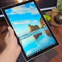 لب تاب  Surface Pro5 i5(7)|رایانه همراه|اصفهان, بهار آزادی|دیوار