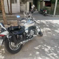 باجاج اونجر 220