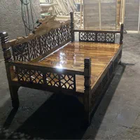 تخت سنتی تمام چوب روسی