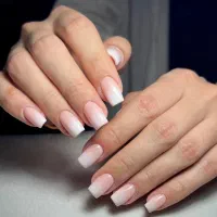 کاشت و طراحی حرفه ای ناخن تخفیف ویژه مشتری اول|خدمات آرایشگری و زیبایی|مشهد, وکیل‌آباد|دیوار