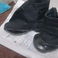 کفش کتانی نیم پوتین