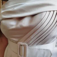 لباس مجلسی کرم رنگ|لباس|رباطکریم, رباطکریم|دیوار