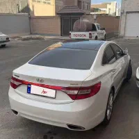 ازرا گرنجور مدل2013 درحد