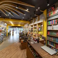 استخدام همکار خانم در مجموعه فرهنگی