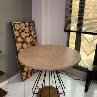 میز نهار خوری چهار نفره در حد نو