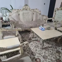 یکدست مبلمان کلاسیک به همراه سه میز