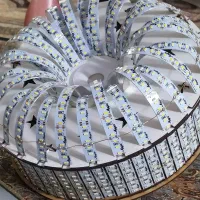 لامپ دست ساز