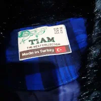 پالتو|لباس|کرج, بنیاد|دیوار