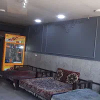 تخت چوبی