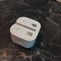 آداپتور آیفون اصلی