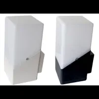 چراغ دیواری مکعب مدل ونوس