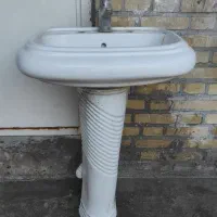 روشویی سنگی و شیرآلات