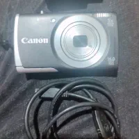 دوربین حرفه ای عکاسی و فیلمبرداری canonبسیار تمیز