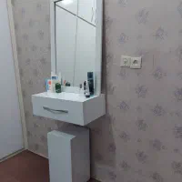 میز اراییش دیواری