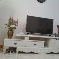 میز تلویزیون فقط ۶۳۰۰