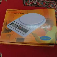 ترازوی دیجیتال آشپزخانه