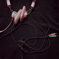 هدفون سیمی برای کالاف بازی یا کارای دیگع