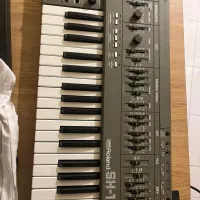 سینتی سایزر رولند Roland SH 101