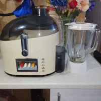 آبمیوه گیری مخلوط کن