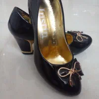 کفش مجلسی ورنی سایز ۳۶ کاملا نو نو