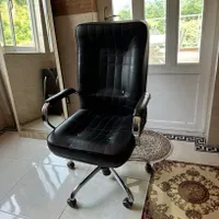 صندلی چرخدار