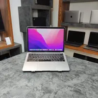 مک بوک macbook pro 2018 برنامه نویسی طراحی سایت