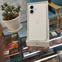 iPhone 16 normal 128/ زیر ۳۰ بار شارژ