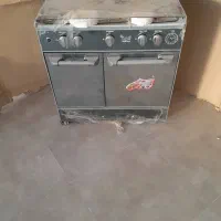 یه گاز پنج شعله دوتا هود ده میلیون همگی نو