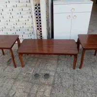میزجلومبلی مدل استند