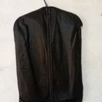 یک عدد کت و شلوار سرمه ای سایر ۵۰