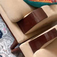 مبل هفت نفره تمیز بدون ایراد چوب گردو .