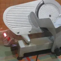 دستگاه کالباس بر ترازو دار محک در حد نو|فروشگاه و مغازه|سوسنگرد, |دیوار