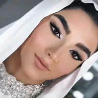 میکاپ و شینیون در سالن زیبایی و در لوکیشن شما|خدمات آرایشگری و زیبایی|تهران, هروی|دیوار