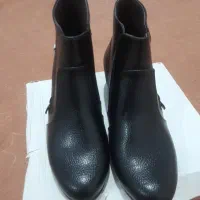 کفش نیم بوت